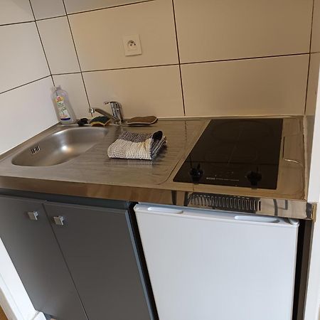Studio Vert Tout Equipe Wifi Ле-Крёзо Экстерьер фото